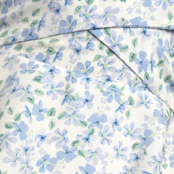 NWOT Lulus Here to Play White Floral Print Sleeveless Tie-Back Romper Small - Picture 5 of 13